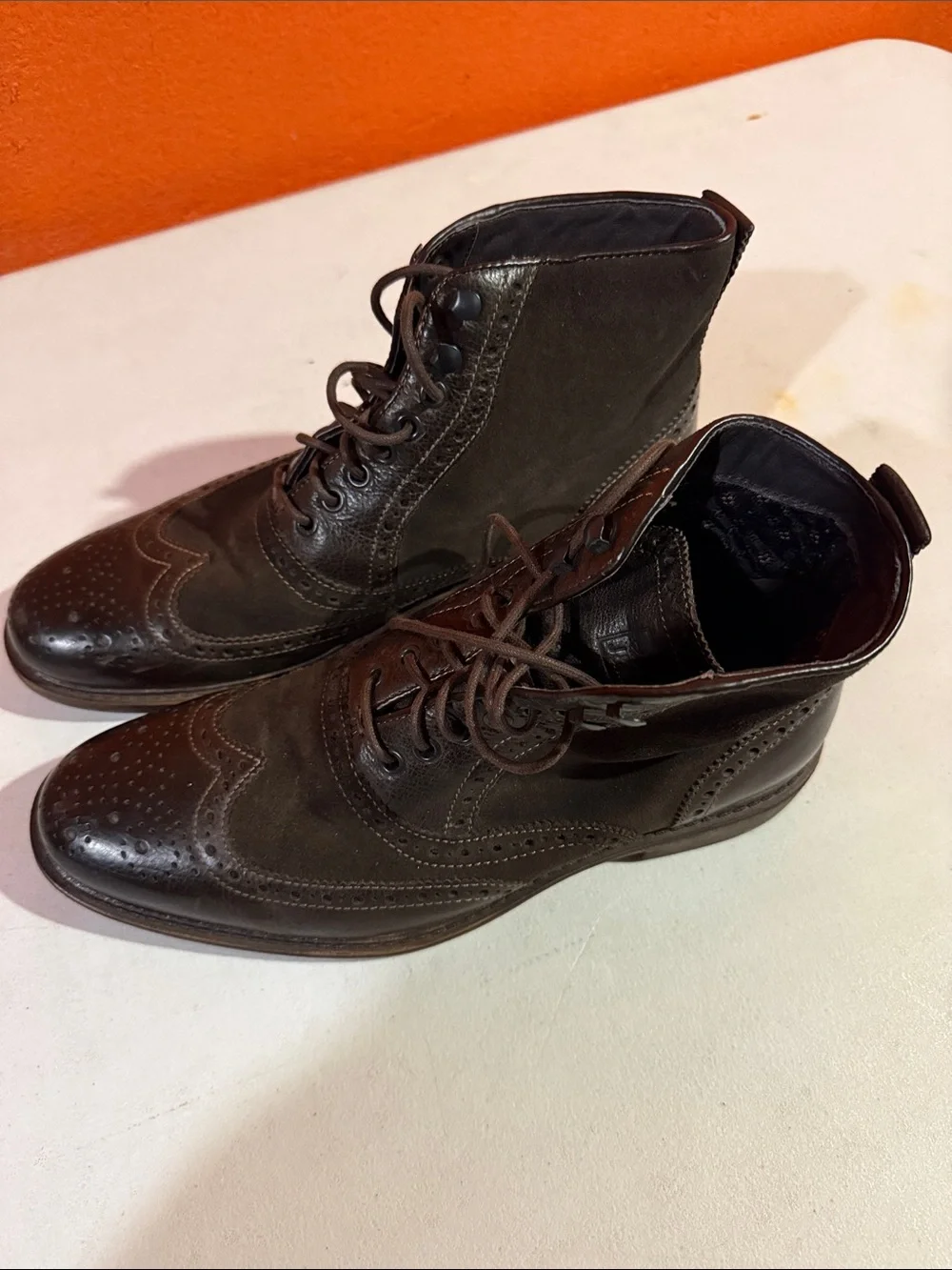 Men's Dark Brown Leather Wingtip Chukka Boots - Lace-Up